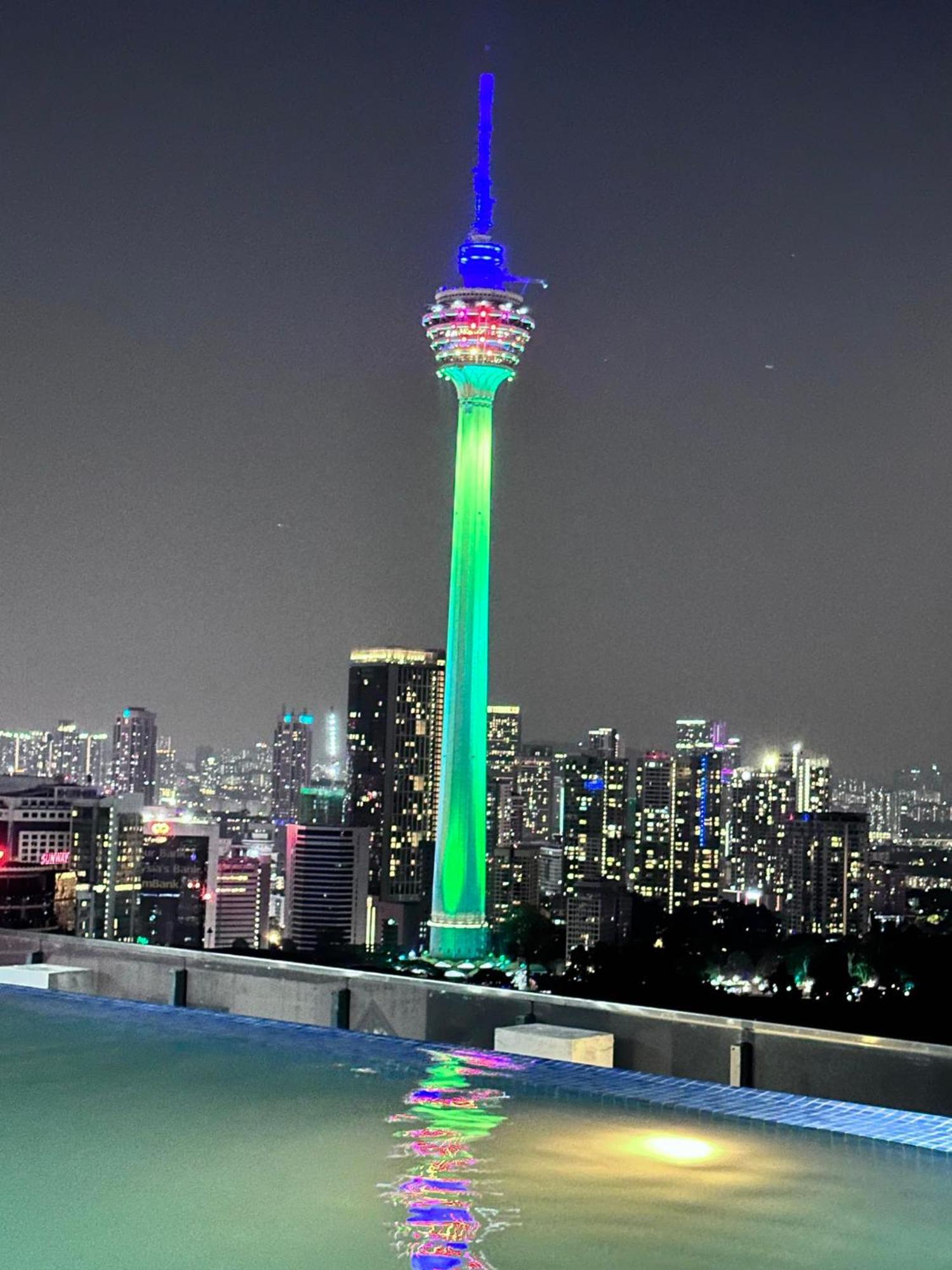 The Luxe Infinitum Klcc By Kl Malaysia Apartment Kuala Lumpur Exterior photo