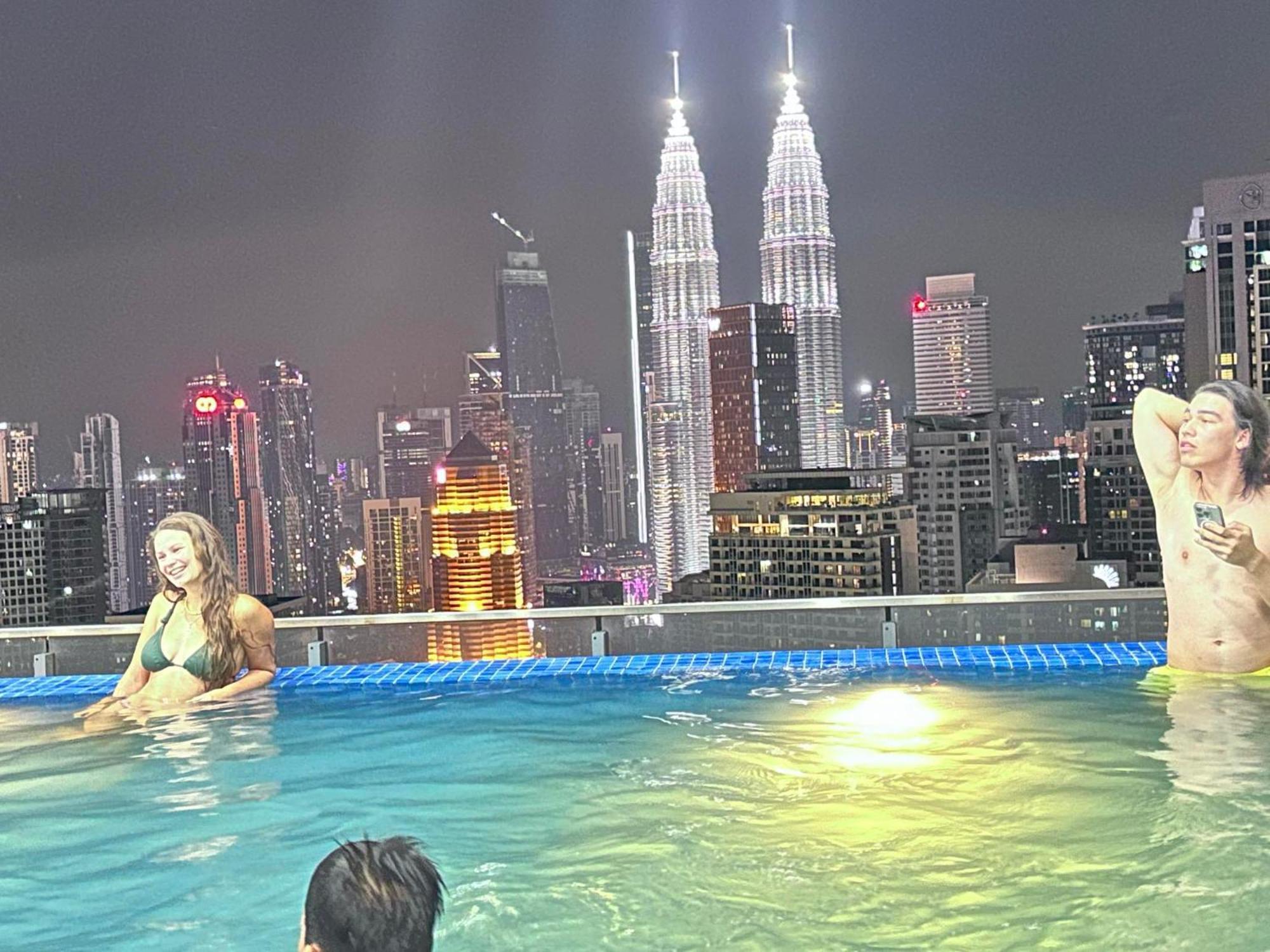The Luxe Infinitum Klcc By Kl Malaysia Apartment Kuala Lumpur Exterior photo