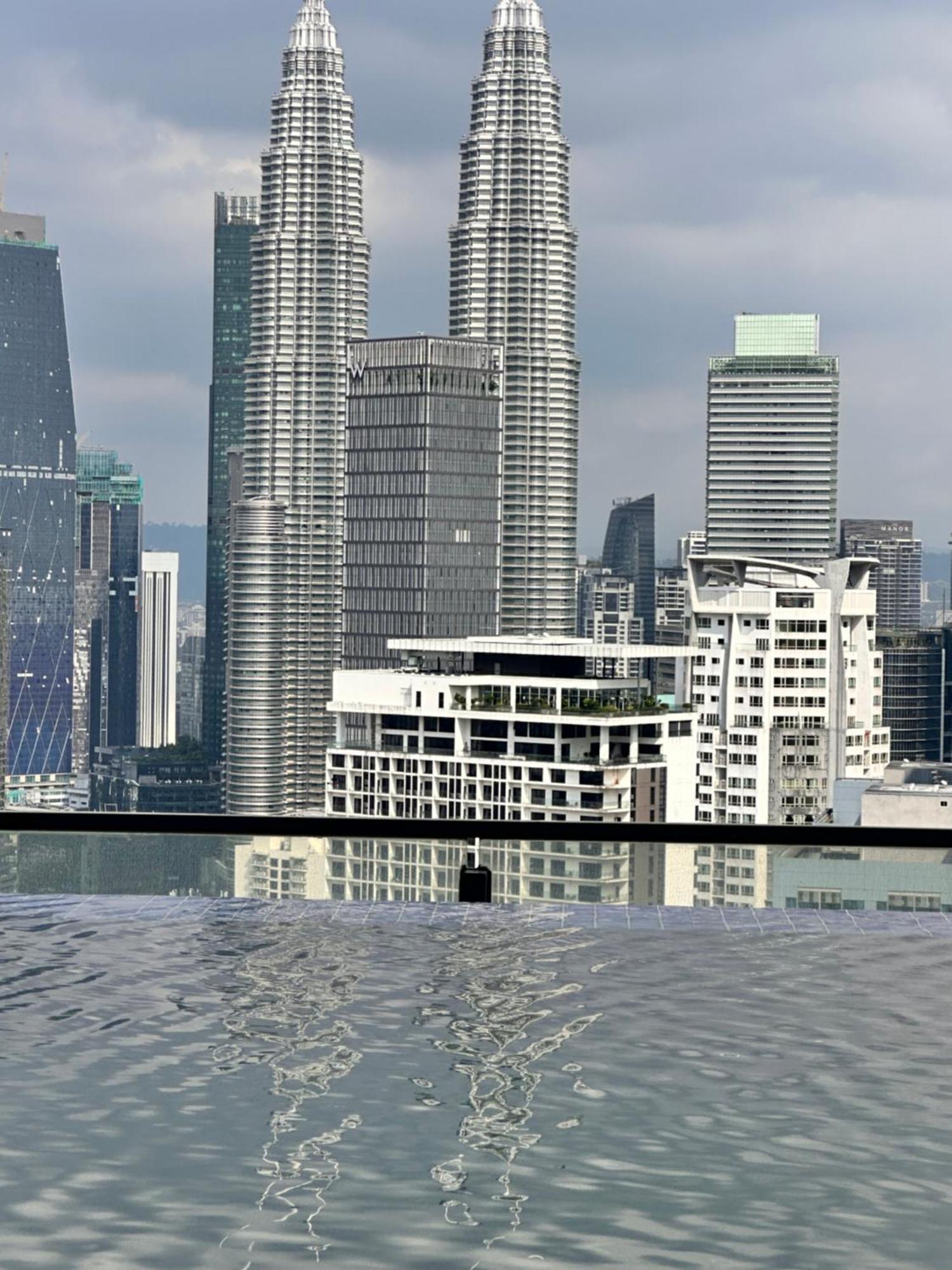 The Luxe Infinitum Klcc By Kl Malaysia Apartment Kuala Lumpur Exterior photo