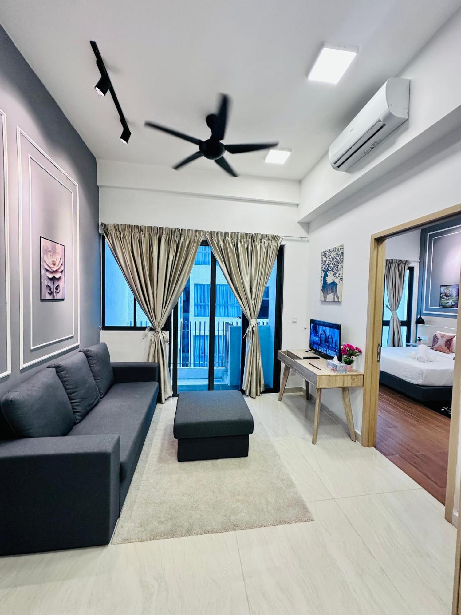 The Luxe Infinitum Klcc By Kl Malaysia Apartment Kuala Lumpur Exterior photo